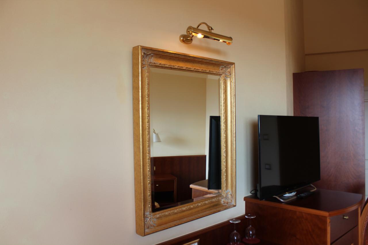 Hotel La Dolce Vita Cavaion Veronese Dış mekan fotoğraf