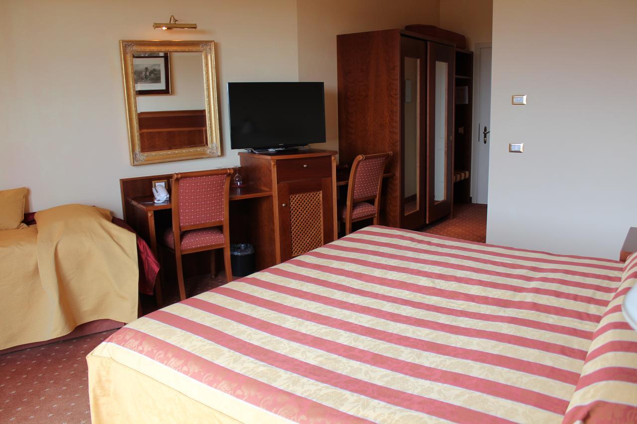 Hotel La Dolce Vita Cavaion Veronese Dış mekan fotoğraf