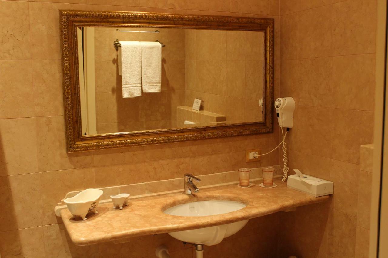 Hotel La Dolce Vita Cavaion Veronese Dış mekan fotoğraf