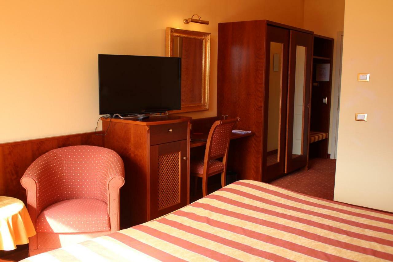 Hotel La Dolce Vita Cavaion Veronese Dış mekan fotoğraf